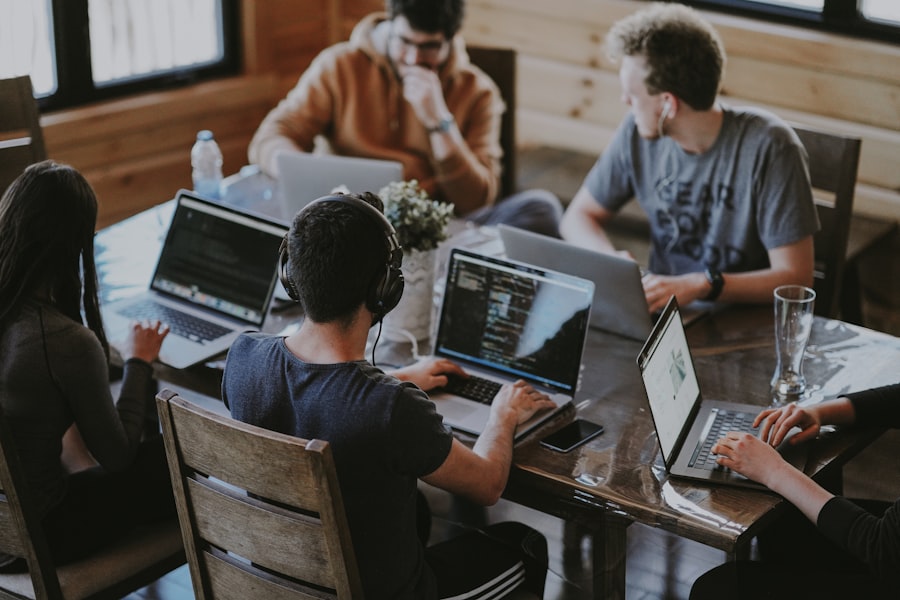 L'équipe GEST'IMMO au travail
